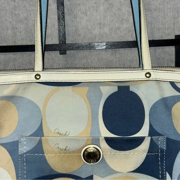 Coach Scarf Print tote purse vintage - Picture 2 of 14